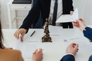 Financing a Divorce Buyout with a HELOC: Pros, Cons, and Risks
